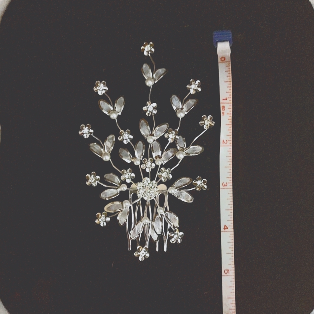 Rhinestone Hair Comb - Picture 3 of 7